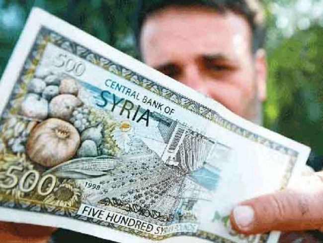 محللون اقتصاديون موالون: حكومة الأسد فاشلة وعاجزة عن تحقيق النتائج الإيجابيّة.