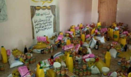 أهالي داريا يتذكرون أبناء منطقتهم في لبنان بسلل غذائية