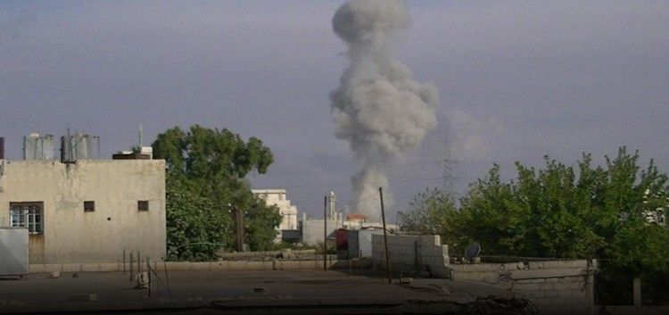 غارات روسية على هبوب الريح والحلموز والمشروع.. واستمرار المعارك على جبهات ريف حمص الشمالي