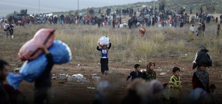 الأسعد لـ راديو الكل: نزوح حوالي ربع مليون مدني نحو الشمال السوري منذ بدء قصف الطيران الروسي
