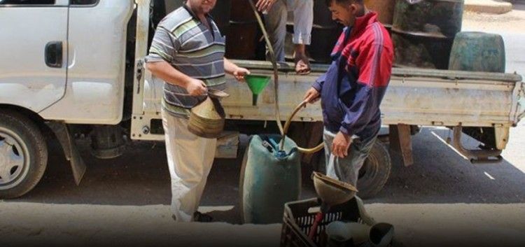 على وقع ارتفاع الدولار... ارتفاع أسعار الأغذية والمحروقات في إدلب
