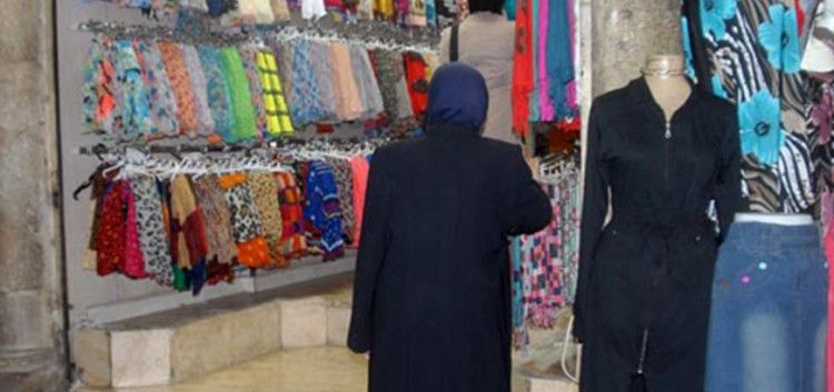 موسم الصيف ينذر بلهيب أسعار الألبسة في الأسواق السورية
